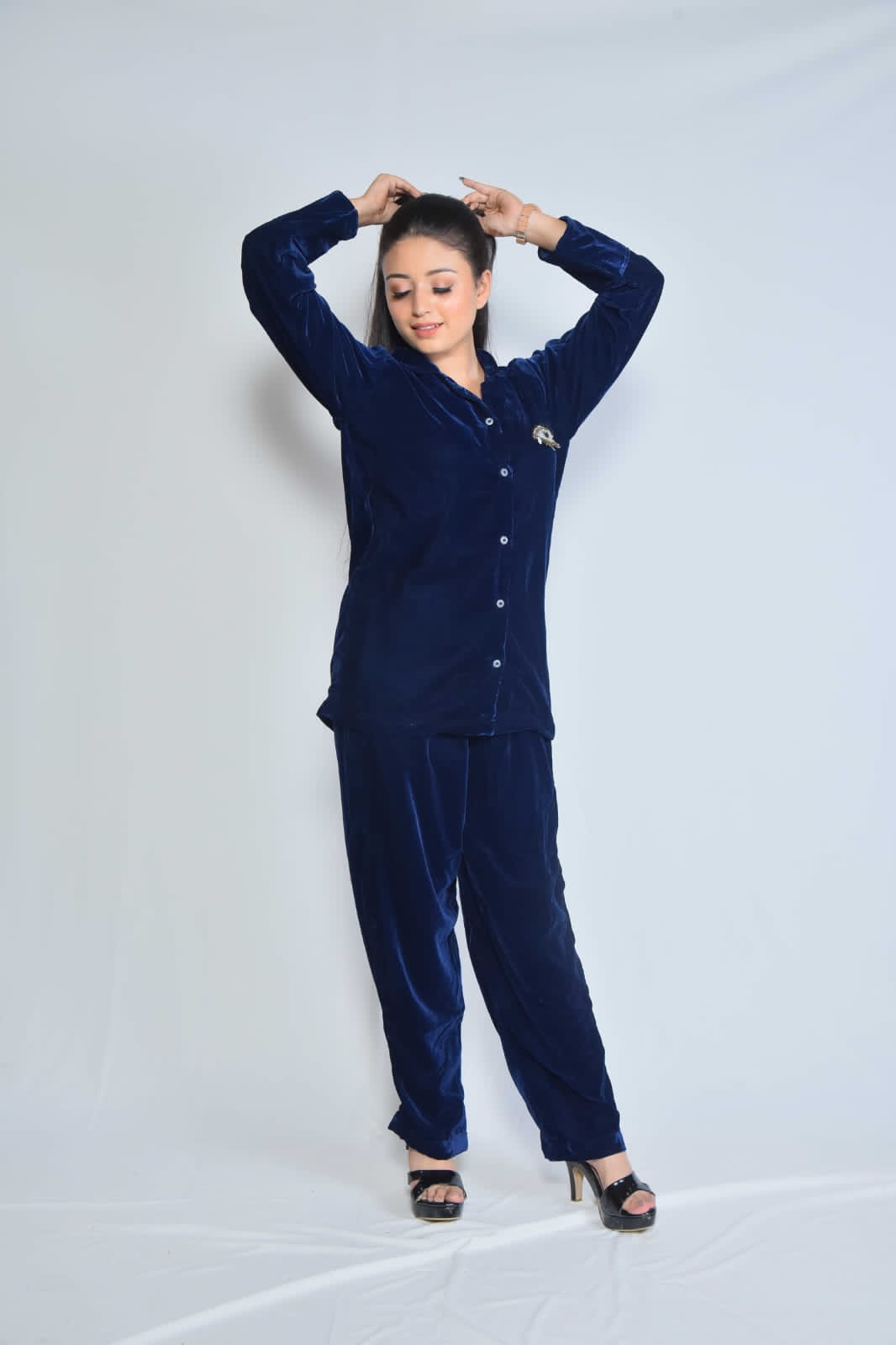 Evil eye velvet front open pajamas