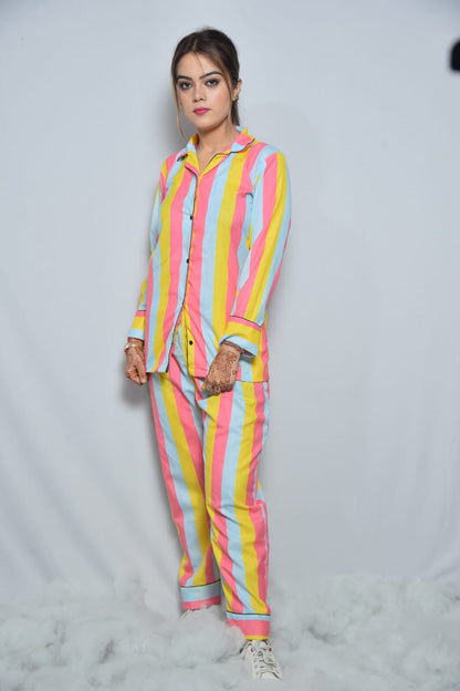 Multi-color striped back print nightwear