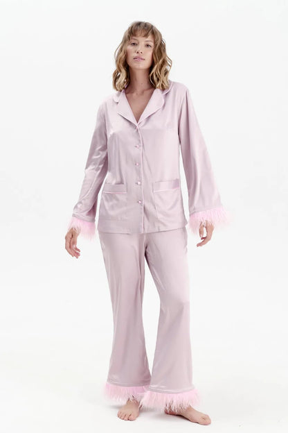Feather loungewear