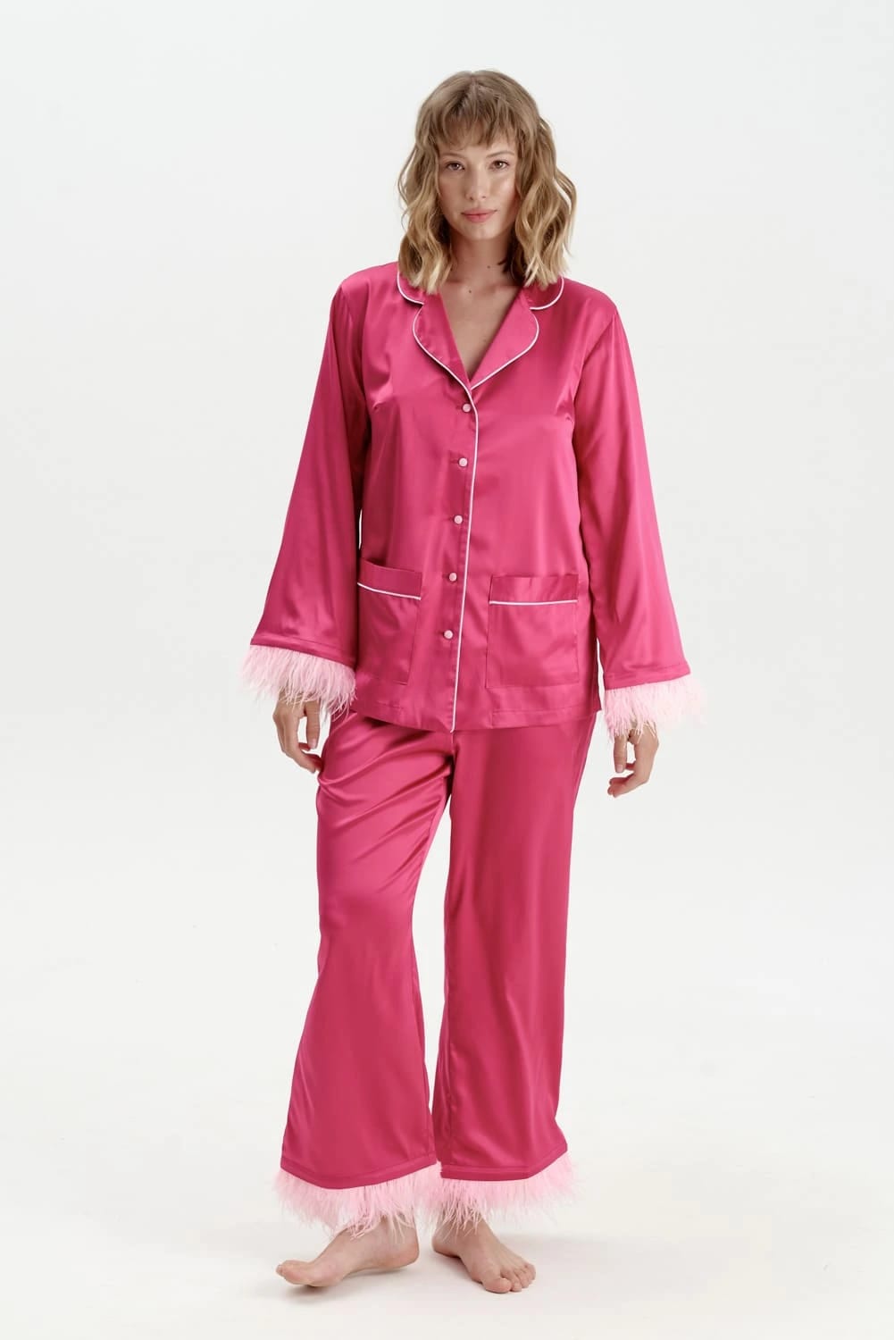 Feather nightwear