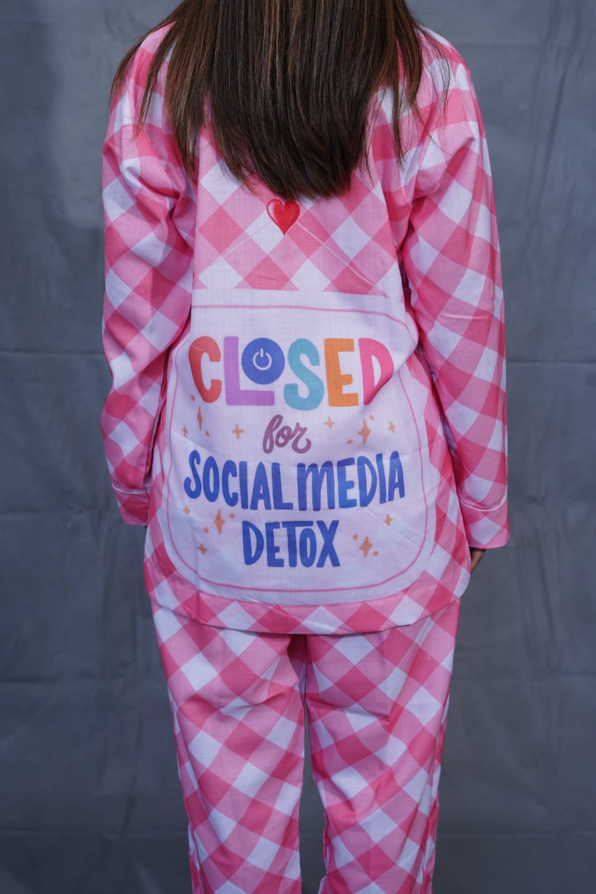 Detox social media