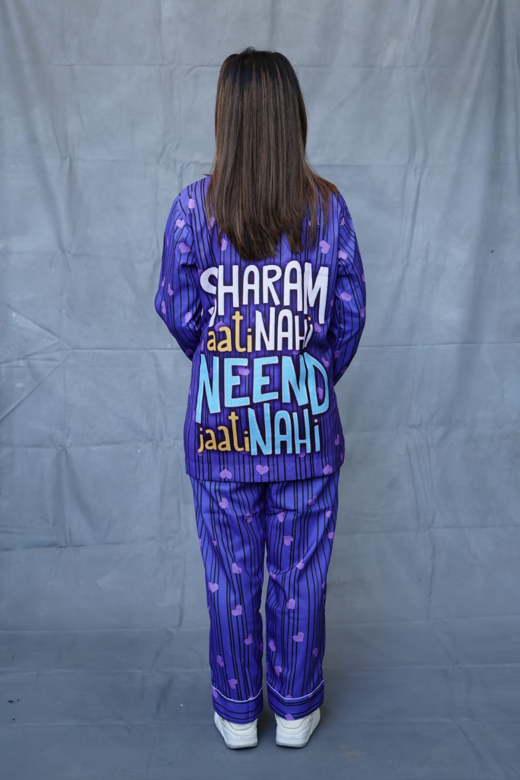 Sharam Aati nai nightwear